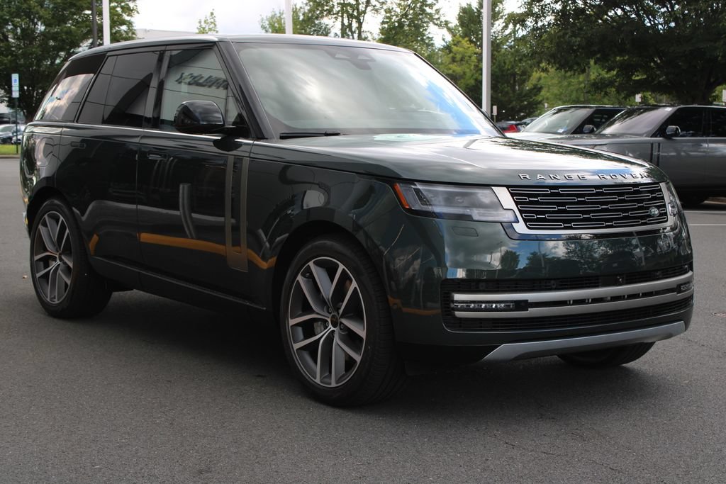 New 2026 Land Rover Range Rover SE AWD/4WD image 2