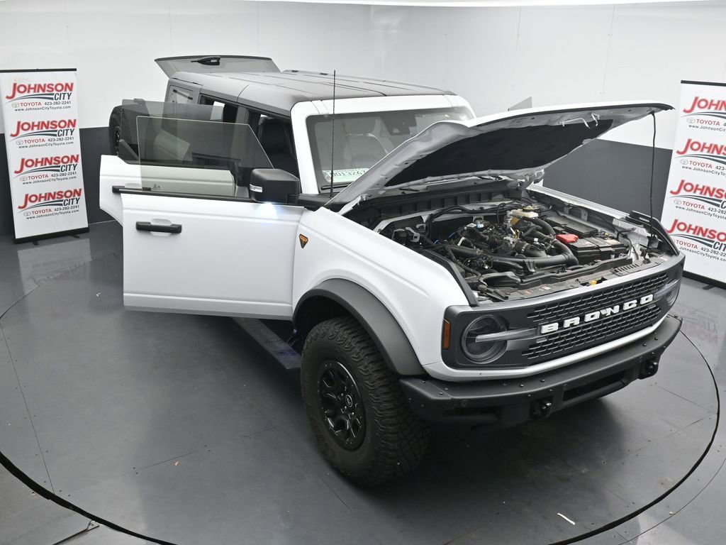 Used 2024 Ford Bronco Badlands image 25