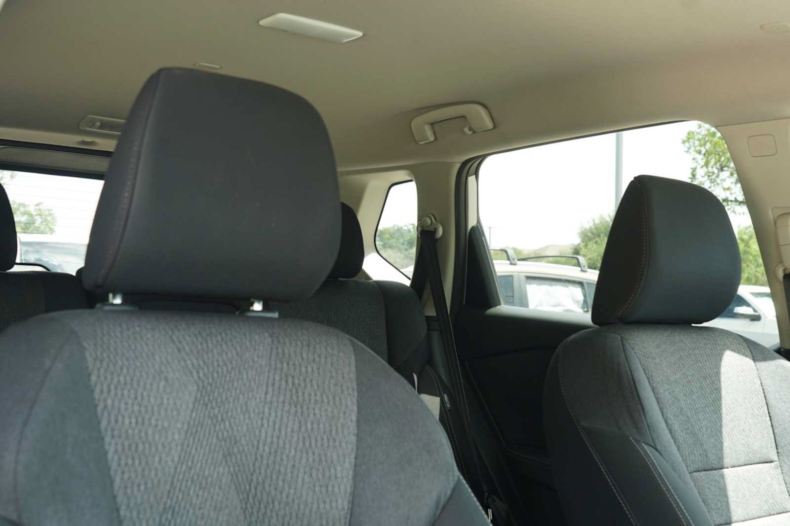 Used 2024 Nissan Rogue SV AWD/4WD image 25