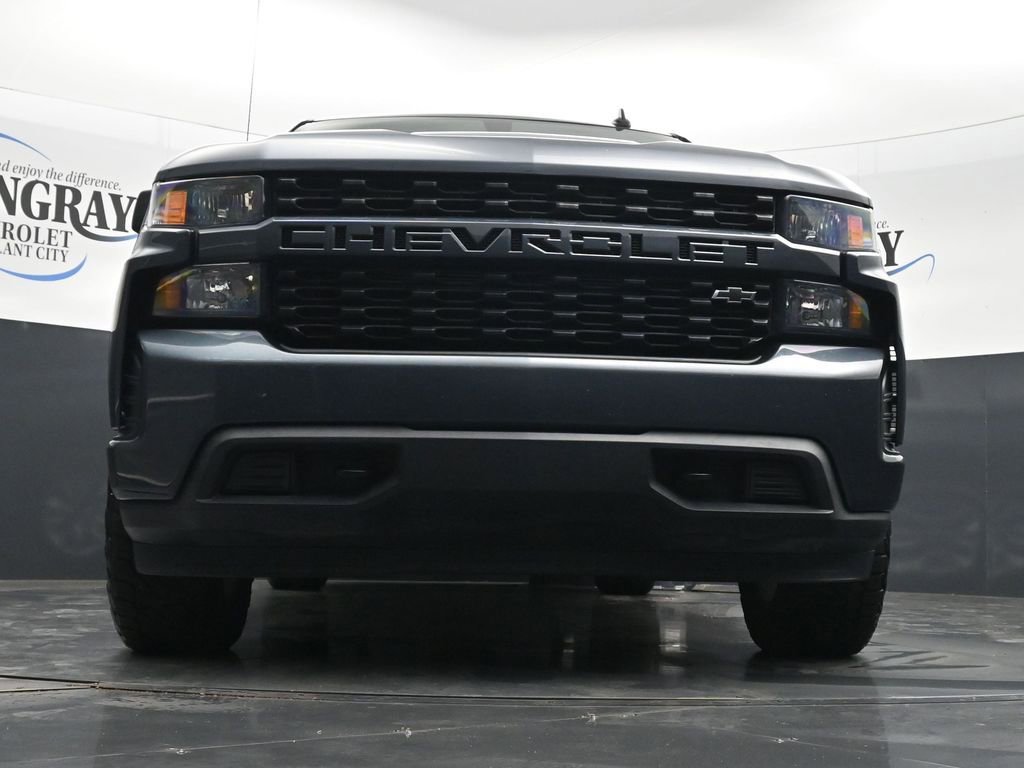 Used 2020 Chevrolet Silverado 1500 Custom w/ Custom Value Package image 18