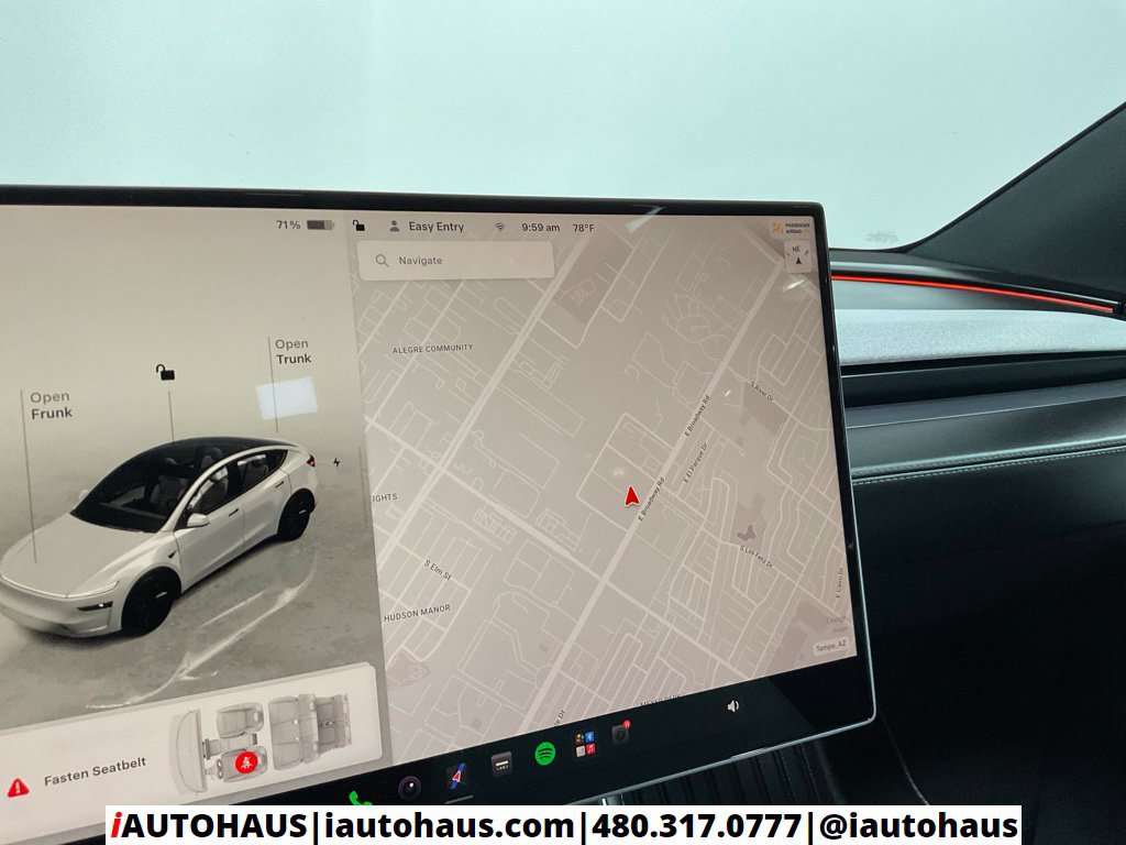 Used 2026 Tesla Model Y AWD image 37