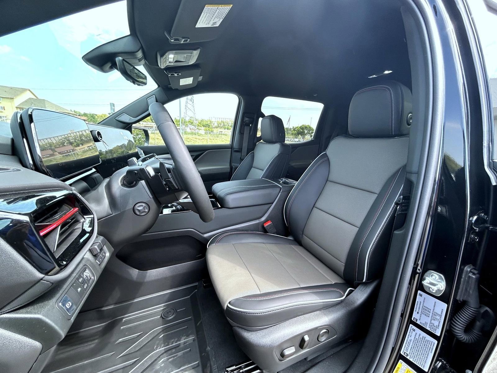 New 2026 Chevrolet Silverado EV Trail Boss w/ Premium Package image 10