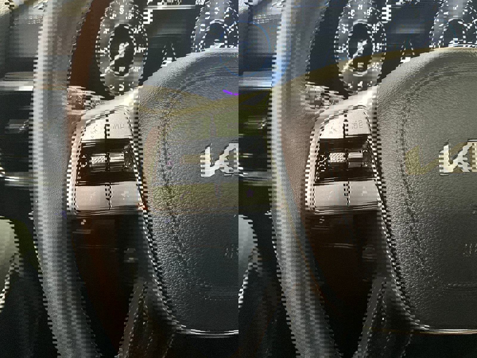 Used 2024 Kia Telluride SX Prestige X-Line image 16