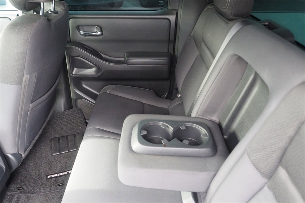Used 2022 Nissan Frontier SV image 17