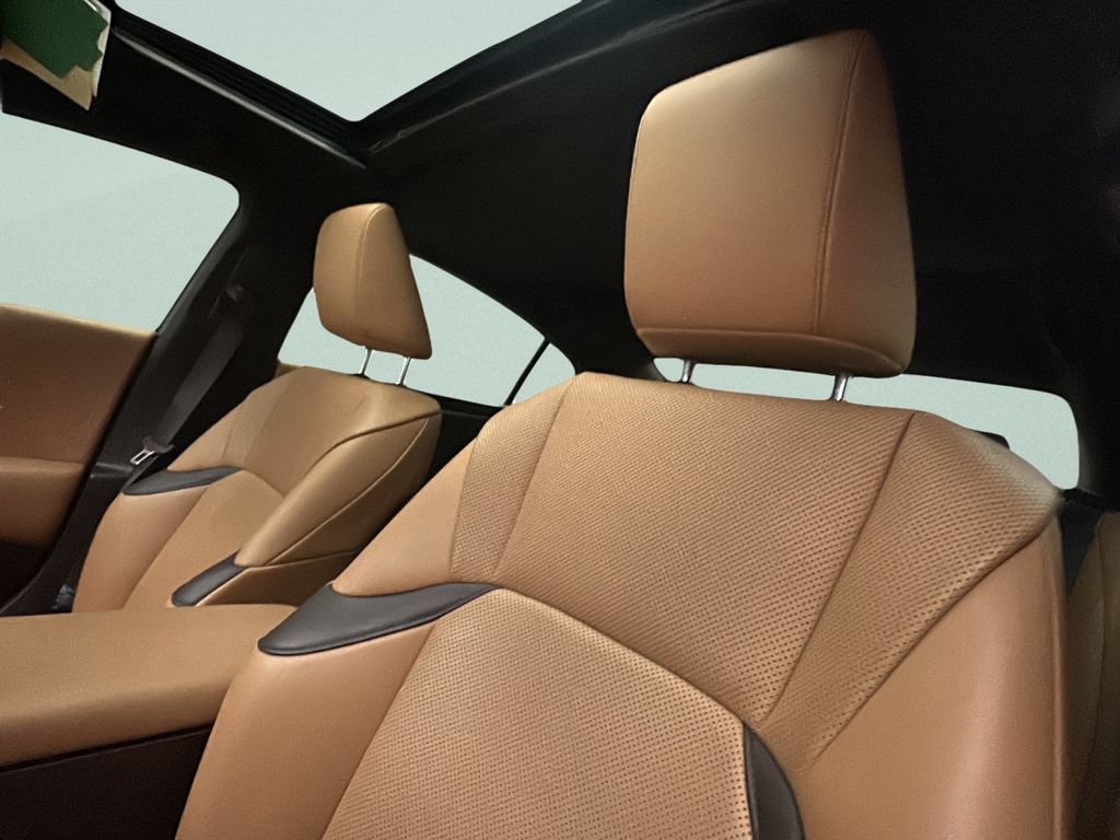 Used 2021 Lexus ES 250 w/ Premium Package AWD/4WD image 11