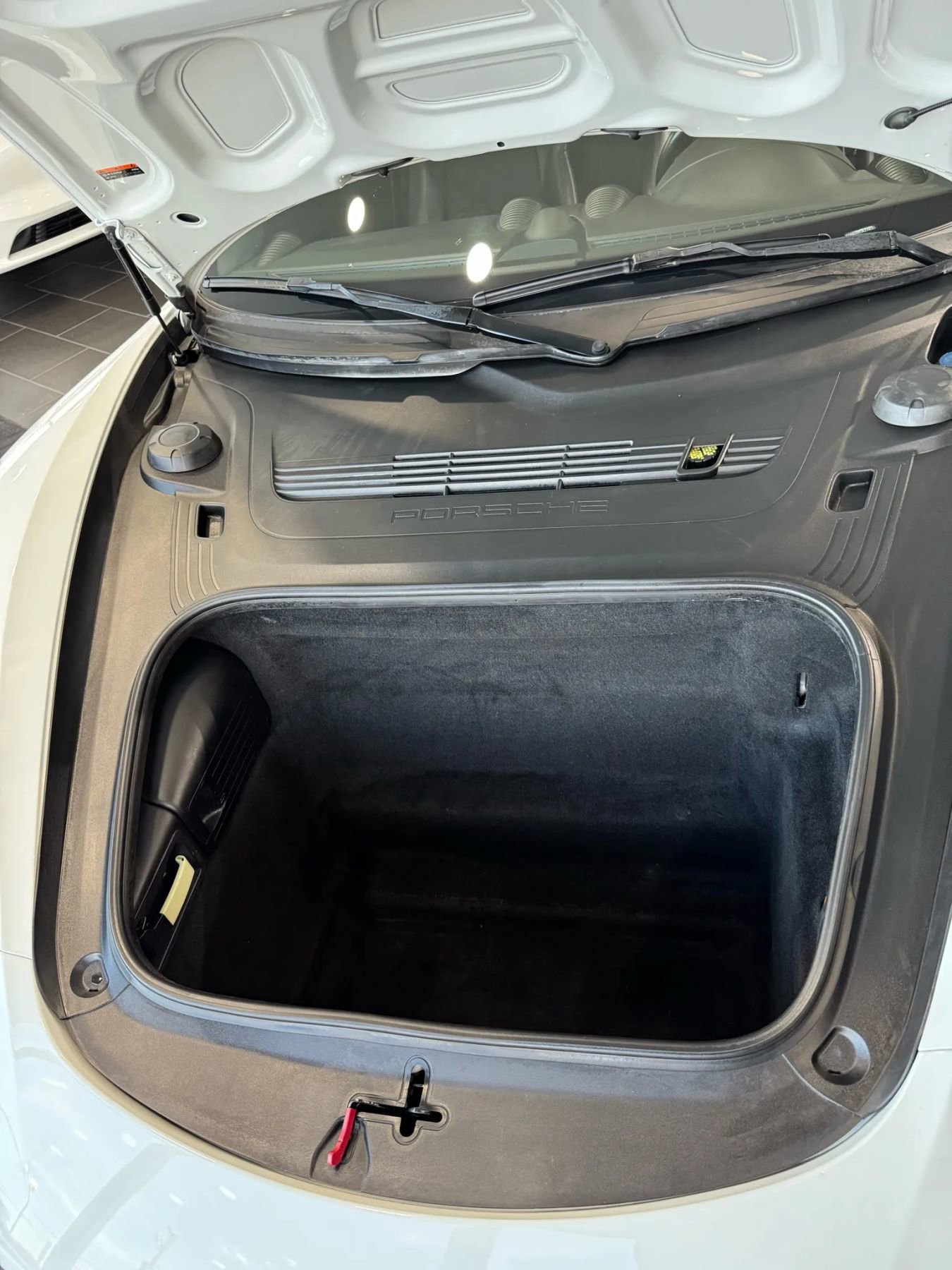 Used 2018 Porsche 718 Cayman GTS image 37