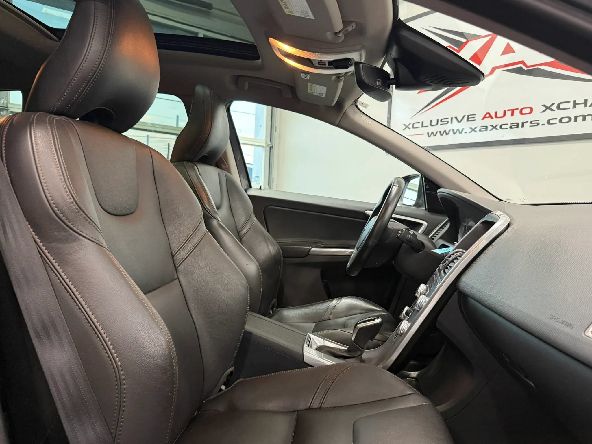 Used 2017 Volvo XC60 T6 Dynamic w/ Preferred Option Package AWD/4WD image 53