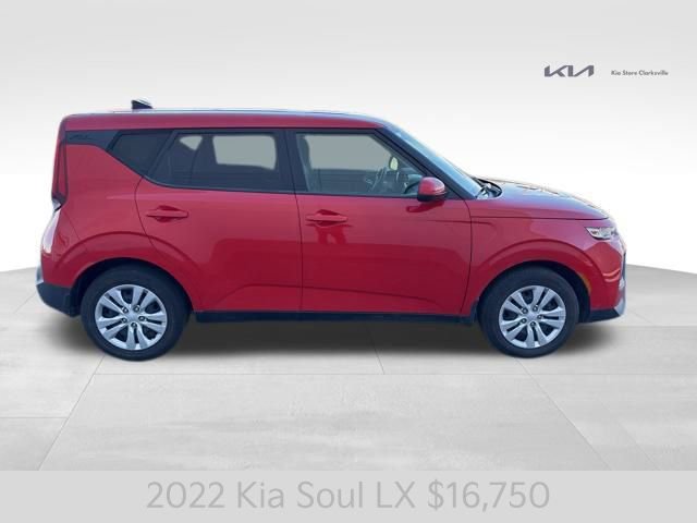 Certified 2022 Kia Soul LX image 9