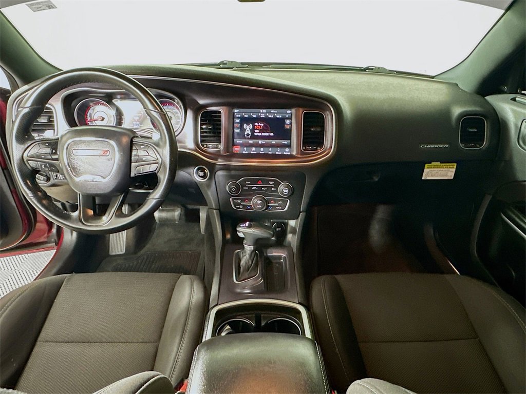 Used 2018 Dodge Charger R/T Scat Pack video 2