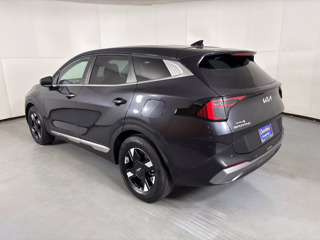 Used 2026 Kia Sportage LX FWD image 6