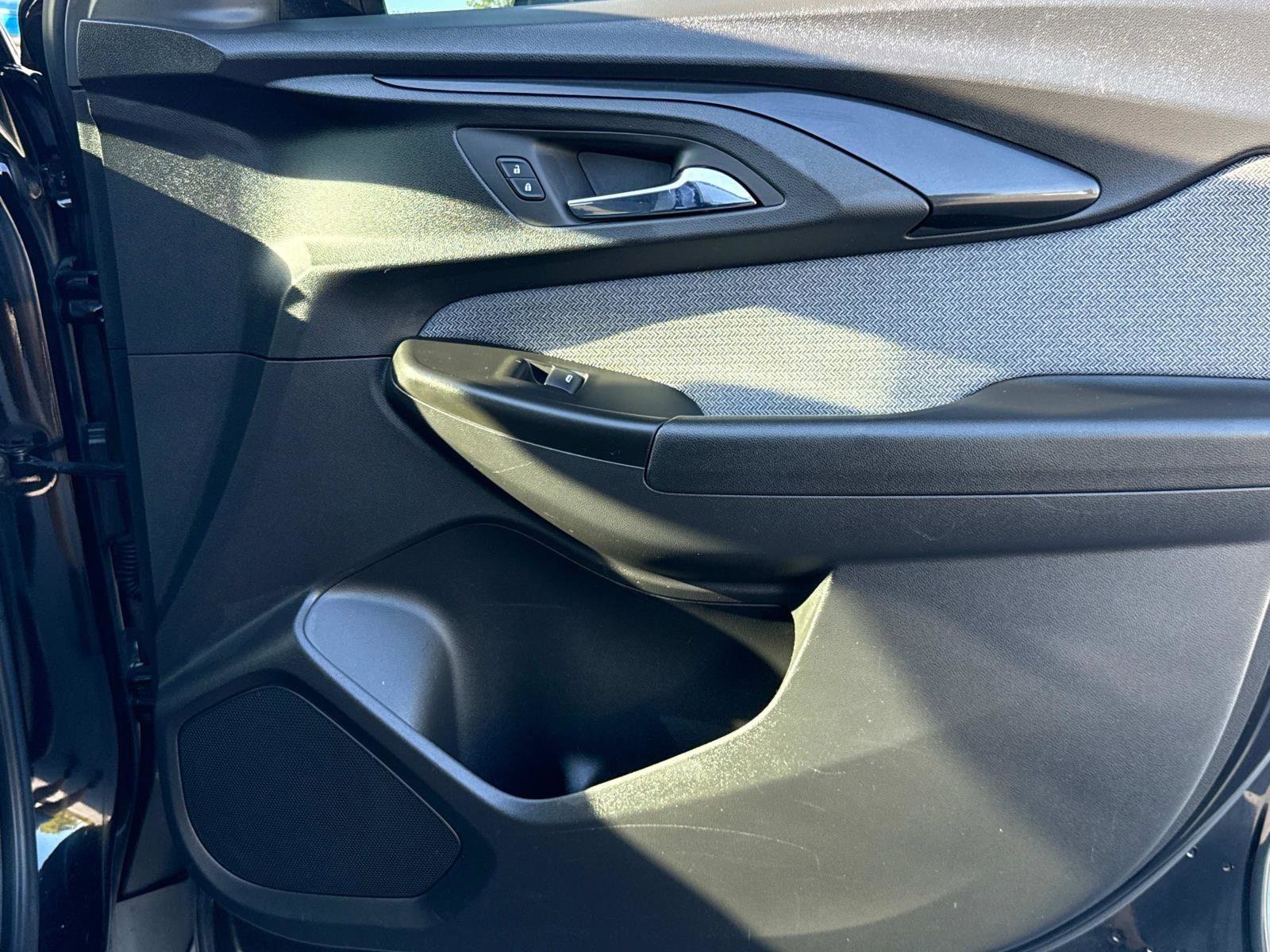 Used 2022 Chevrolet TrailBlazer LT image 19