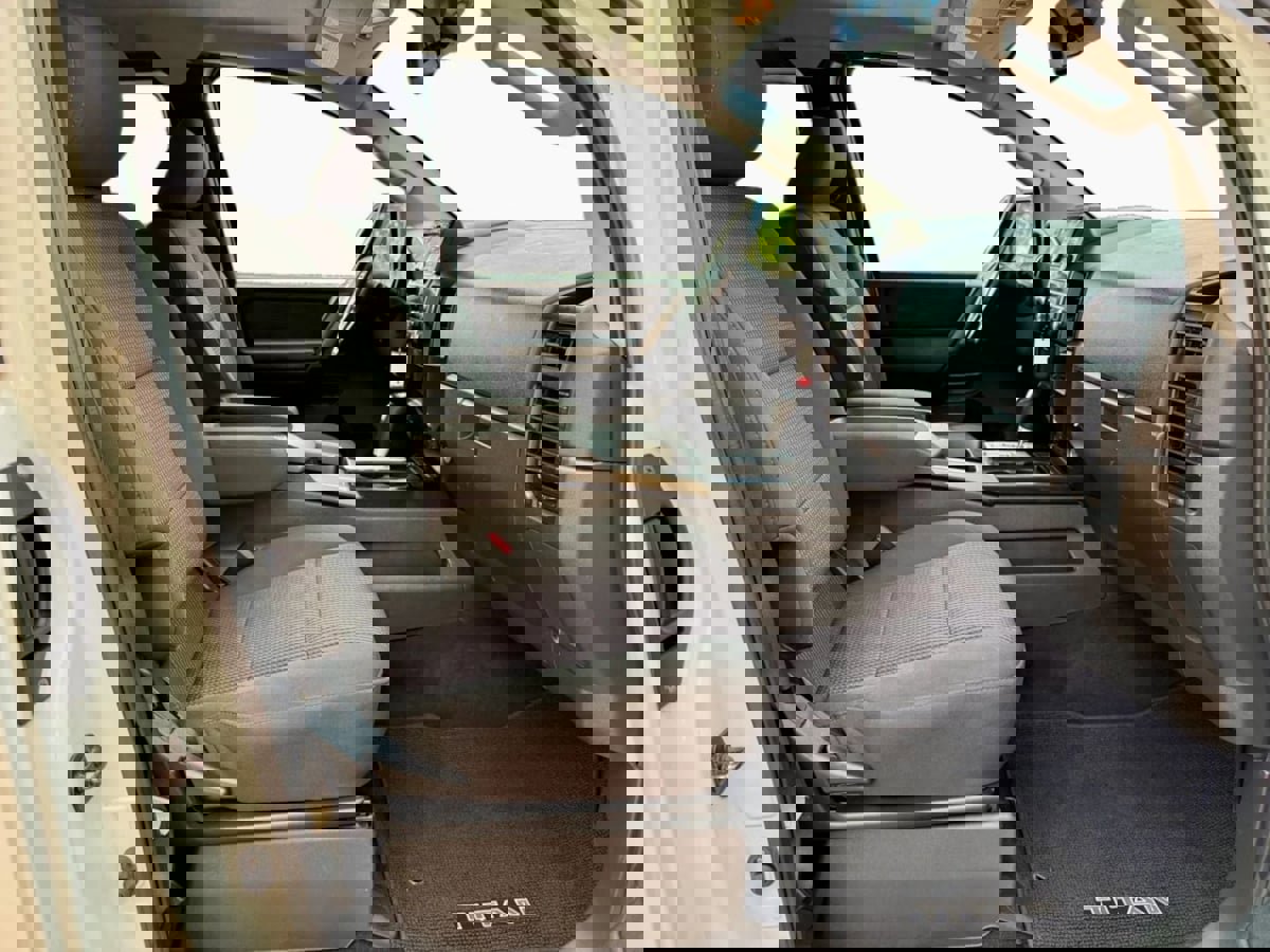 Used 2014 Nissan Titan SV w/ SV Value Truck Package image 18