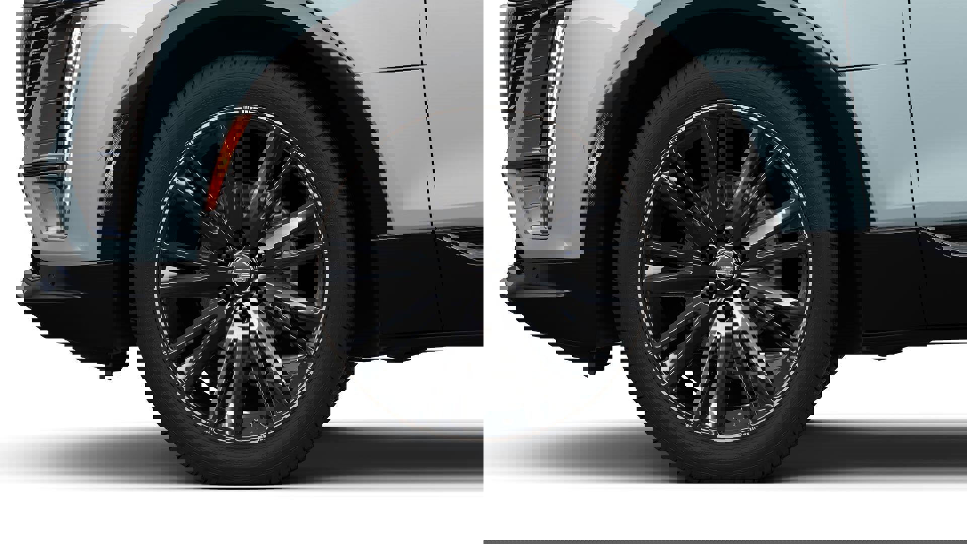 New 2025 Cadillac Lyriq Sport image 31