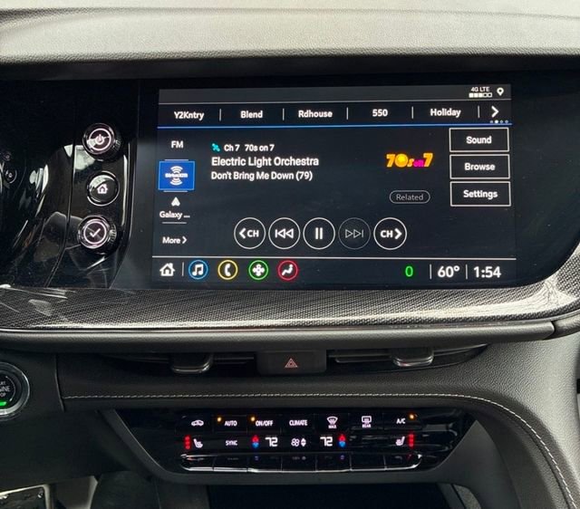 Used 2022 Buick Envision Essence w/ Sport Touring Package image 12