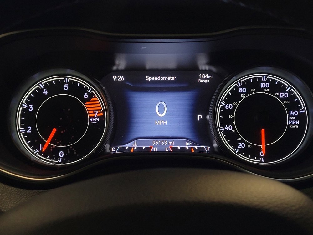 Used 2019 Jeep Cherokee Limited FWD image 23