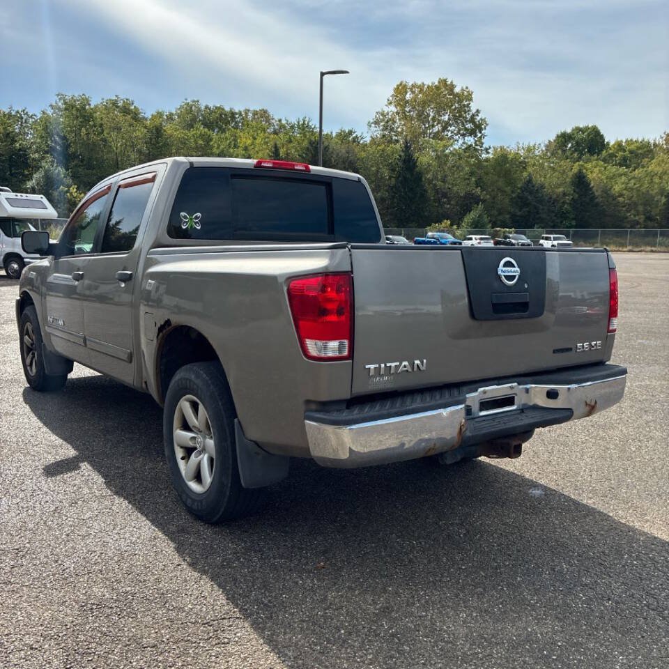 Used 2009 Nissan Titan SE AWD/4WD image 5