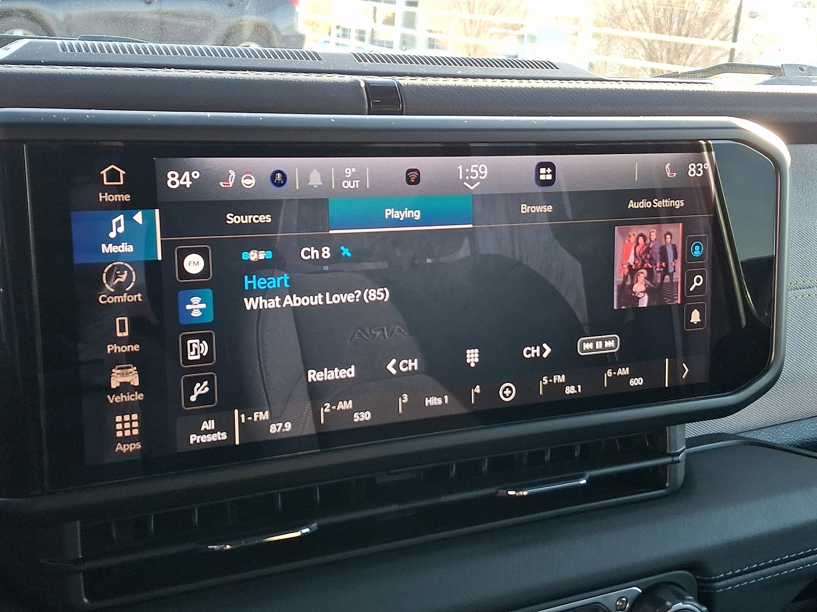 Used 2024 Jeep Wrangler Unlimited Sahara image 16