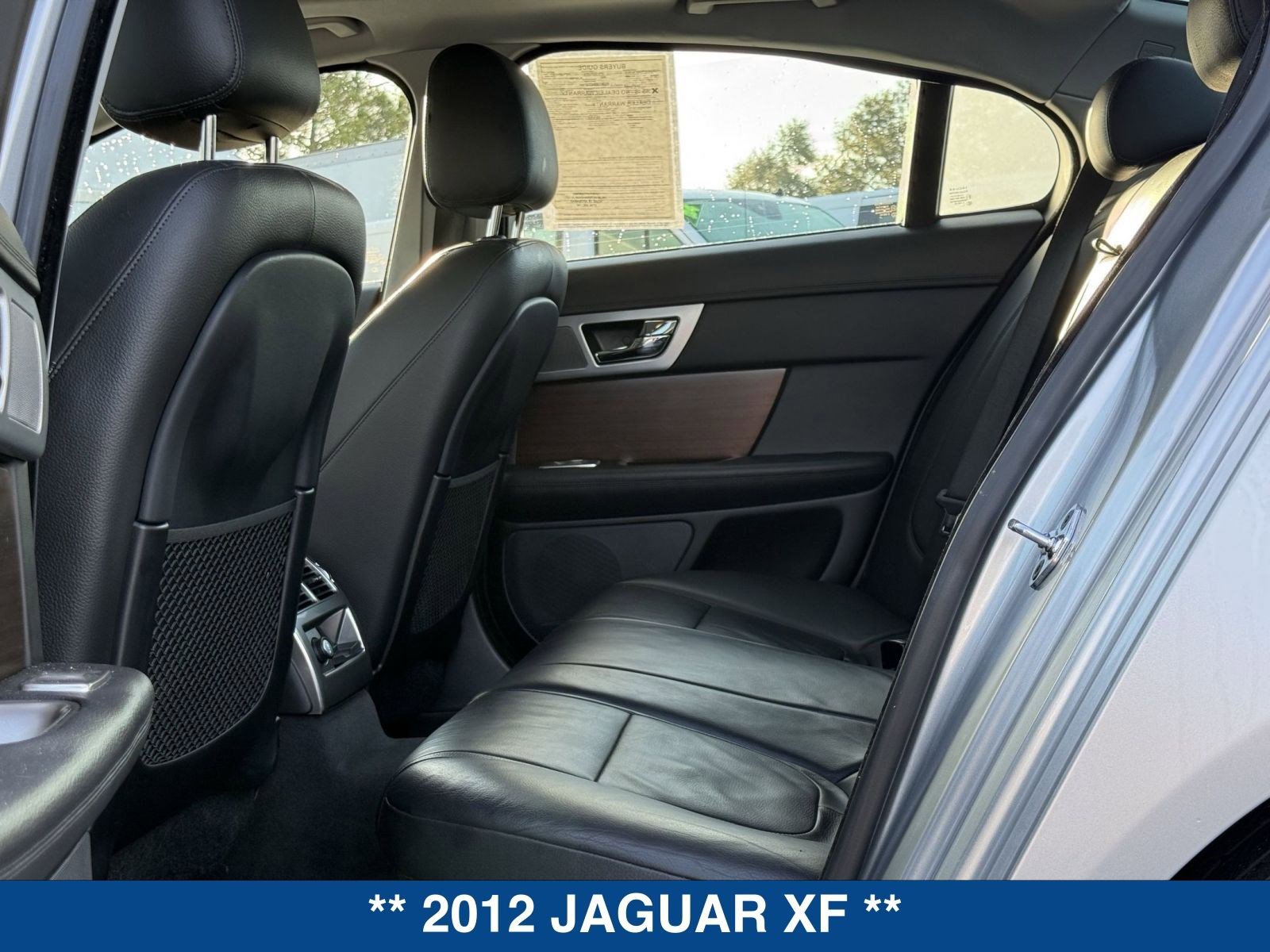 Used 2012 Jaguar XF image 13
