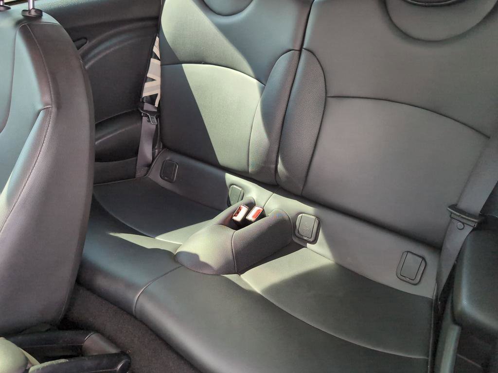 Used 2013 MINI Cooper Hardtop image 10