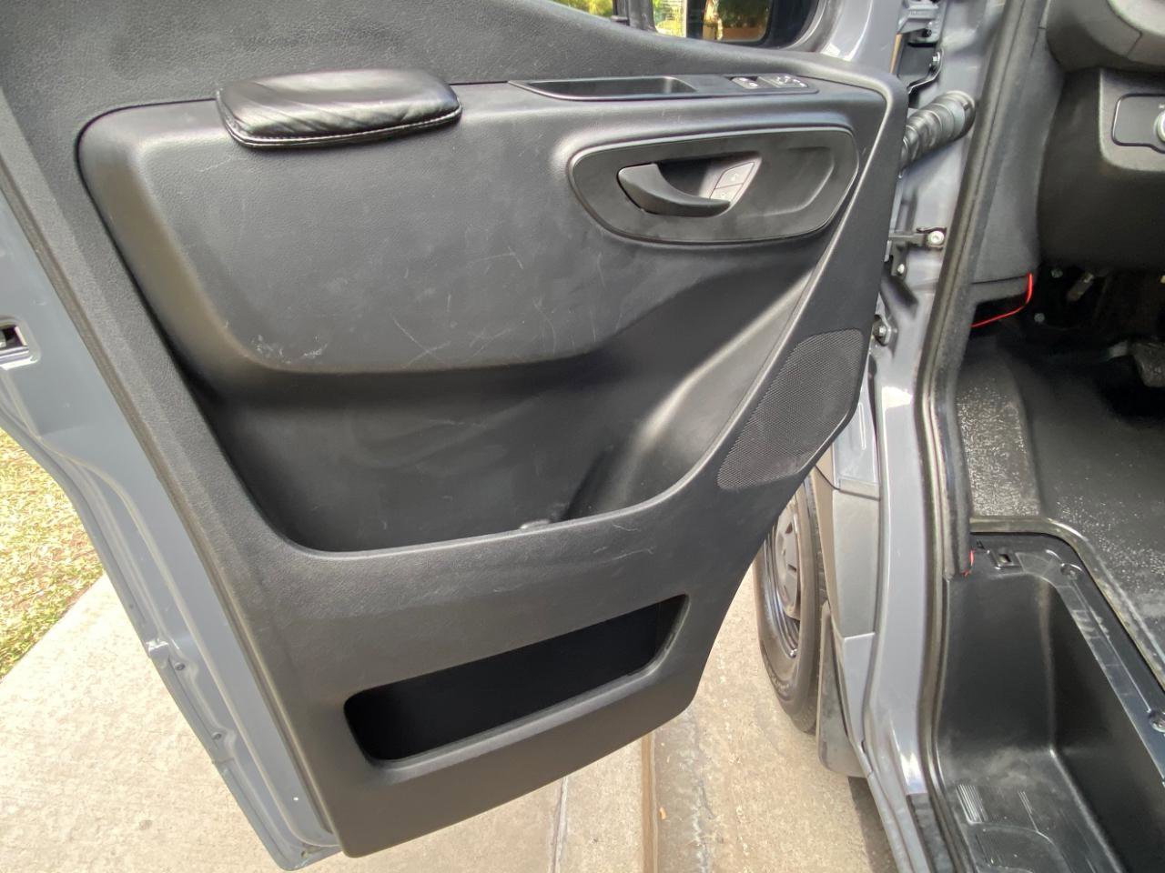 Used 2023 Mercedes-Benz Sprinter 2500 image 25