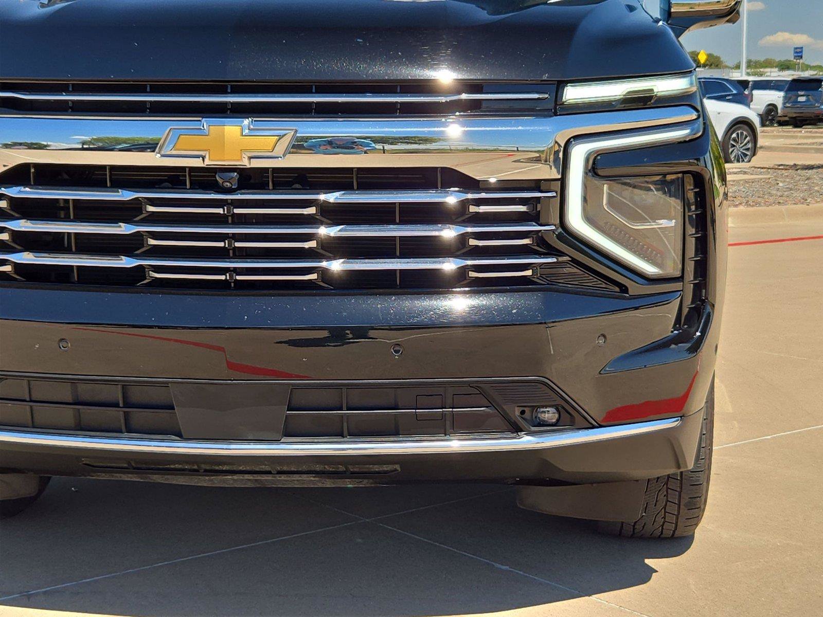 Used 2025 Chevrolet Tahoe Premier AWD/4WD image 6