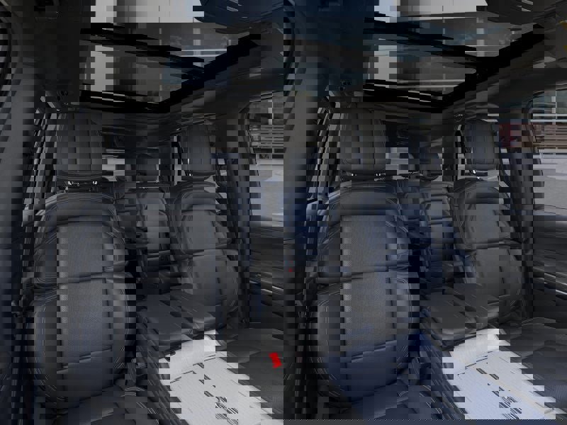 New 2025 Lincoln Navigator Reserve w/ Jet Appearance Package image 10