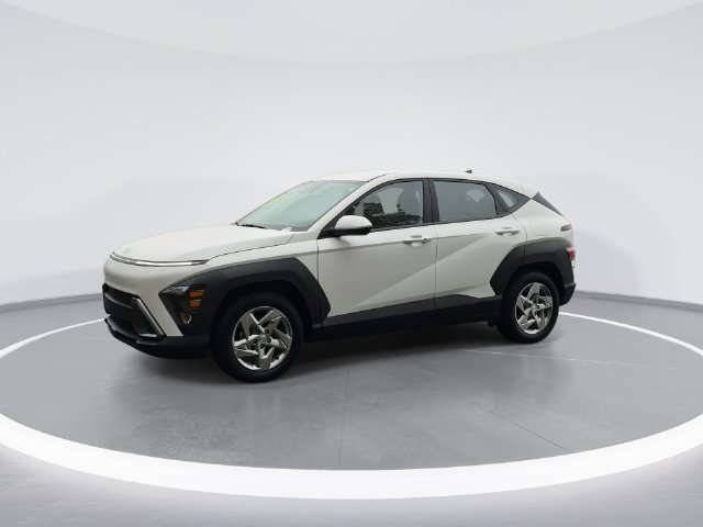Used 2026 Hyundai Kona SE FWD image 4