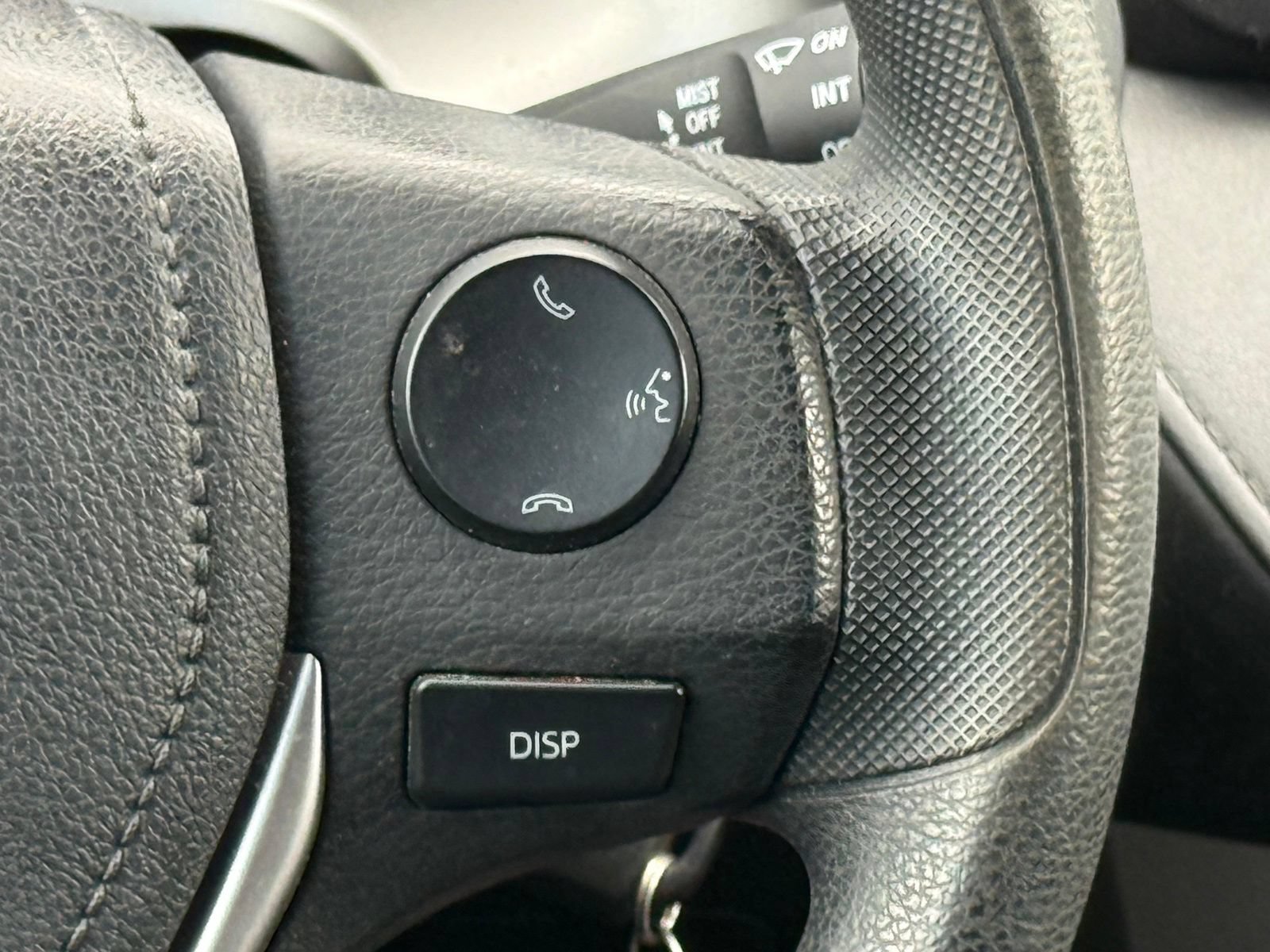 Used 2016 Toyota RAV4 LE FWD image 27