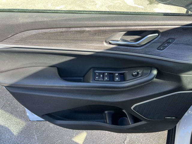 Used 2022 Jeep Grand Cherokee Limited 4xe w/ MOPAR Finishing Package image 16