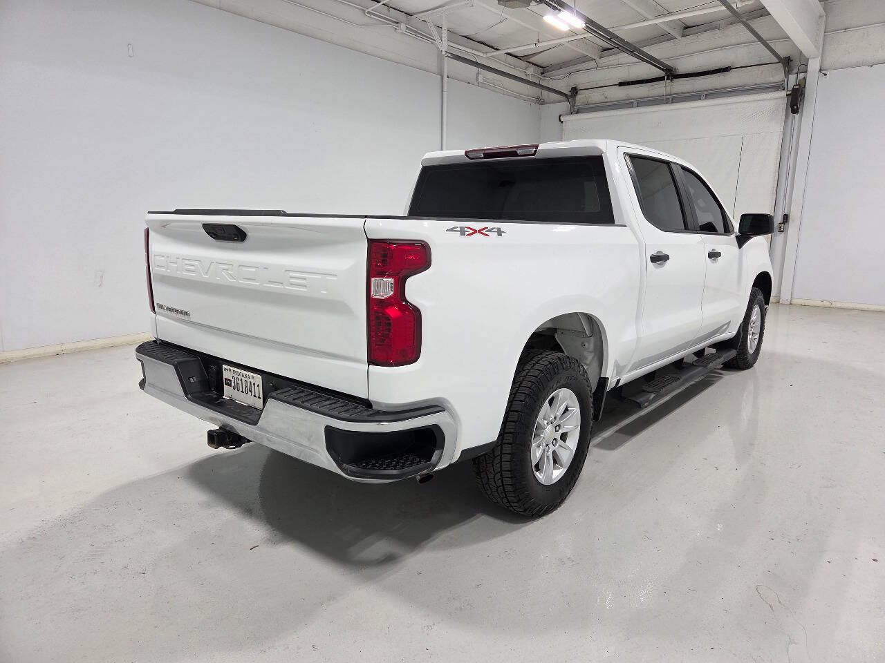 Used 2023 Chevrolet Silverado 1500 W/T w/ Trailering Package AWD/4WD image 10