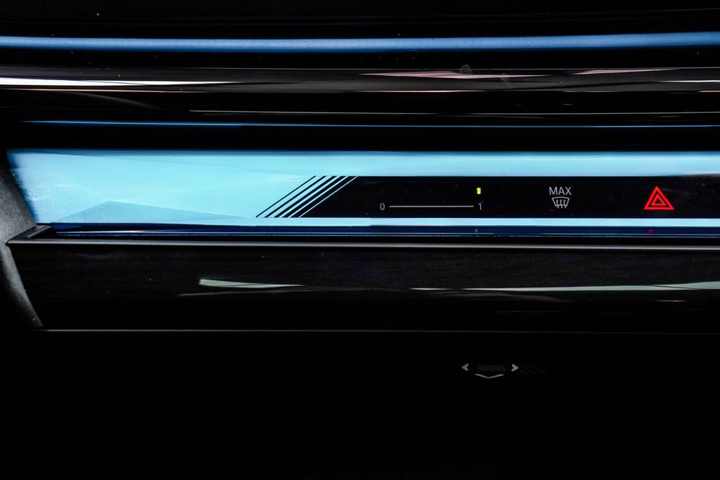 Used 2026 BMW 550e xDrive image 30