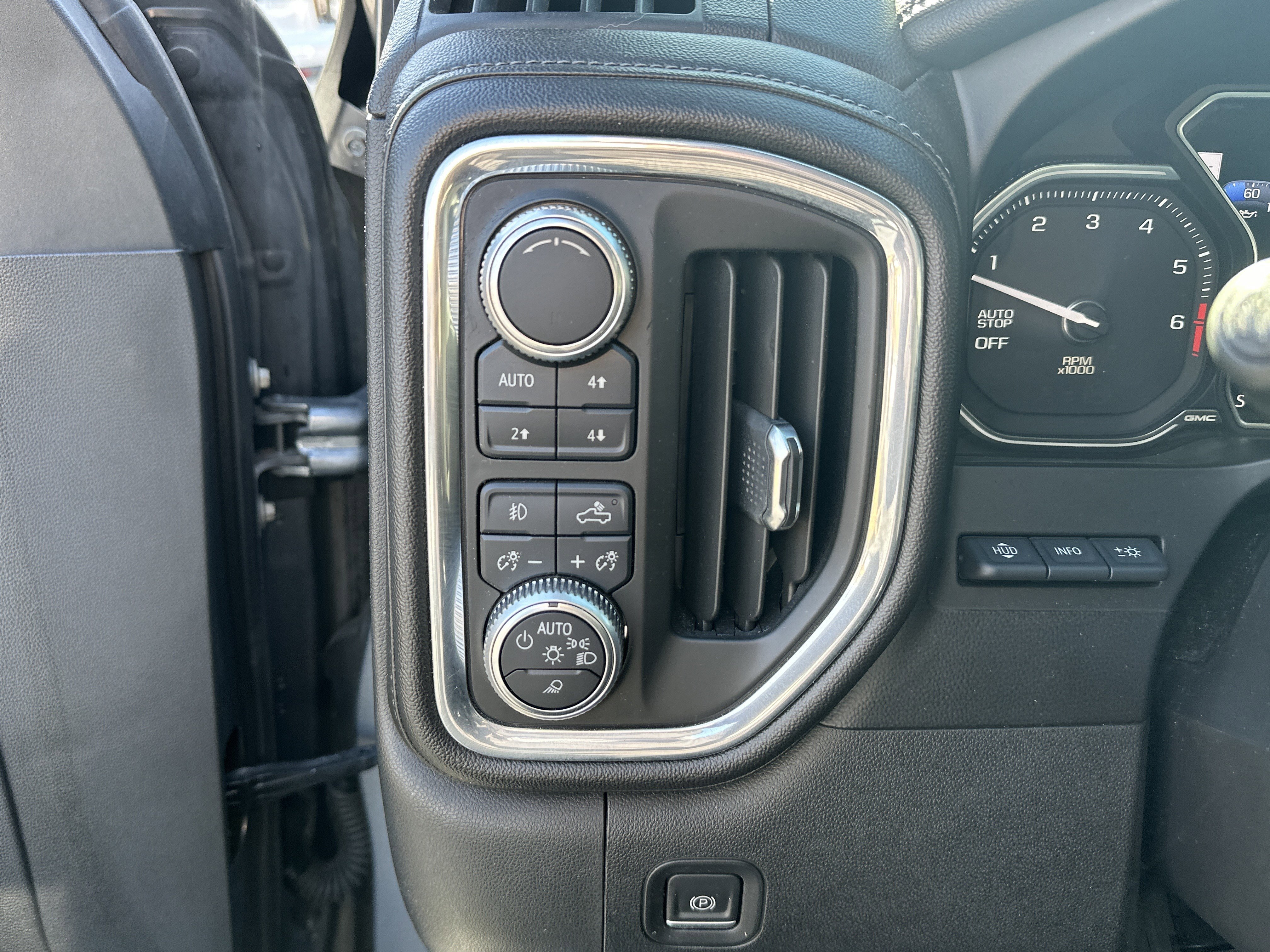 Certified 2019 GMC Sierra 1500 Denali w/ Denali Ultimate Package image 26