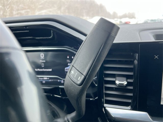 Used 2024 GMC Sierra 1500 SLE image 16