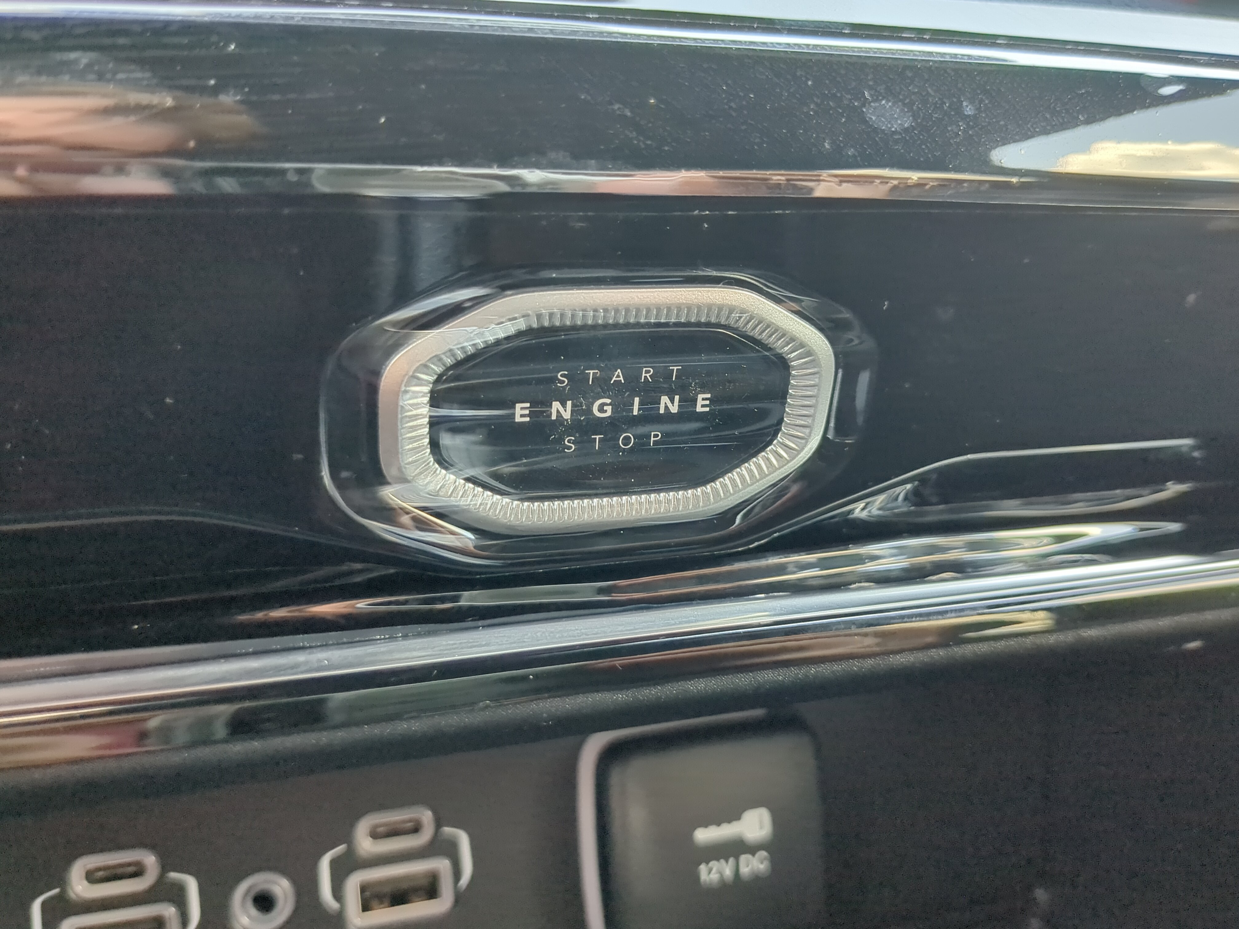 New 2026 Jeep Grand Cherokee Altitude RWD image 27