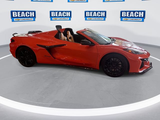 Used 2025 Chevrolet Corvette Z06 RWD image 10