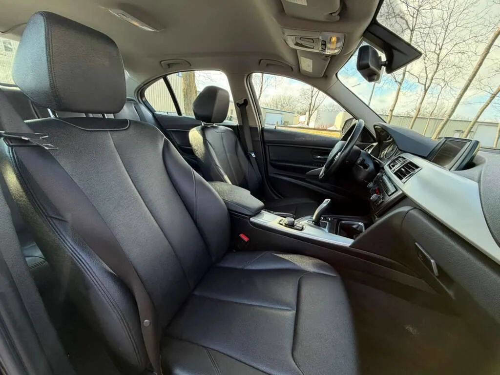 Used 2015 BMW 320i Sedan image 10