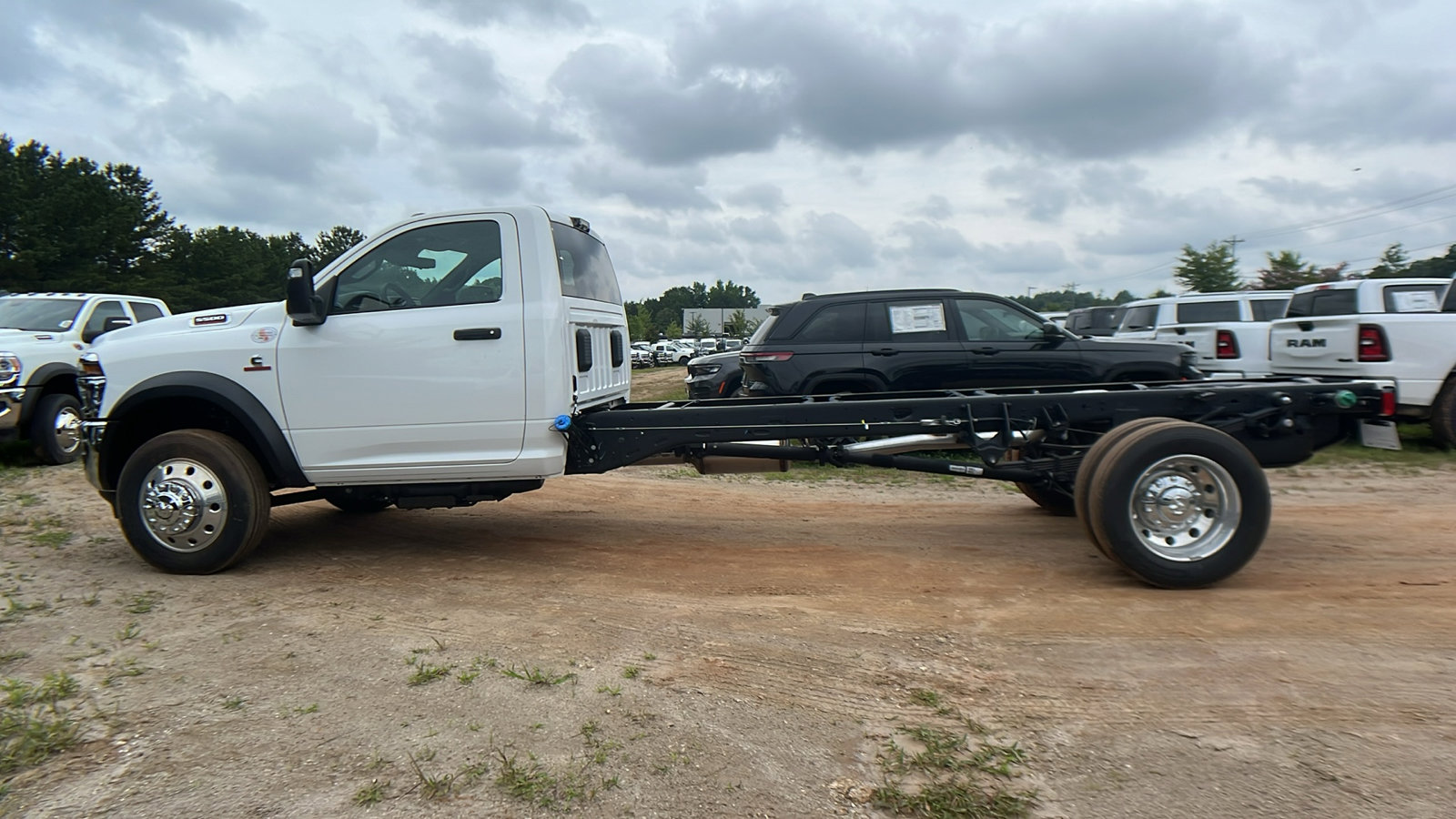 New 2025 RAM 5500 Tradesman image 11