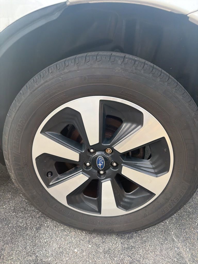Used 2018 Subaru Forester 2.5i w/ Alloy Wheel Package image 11