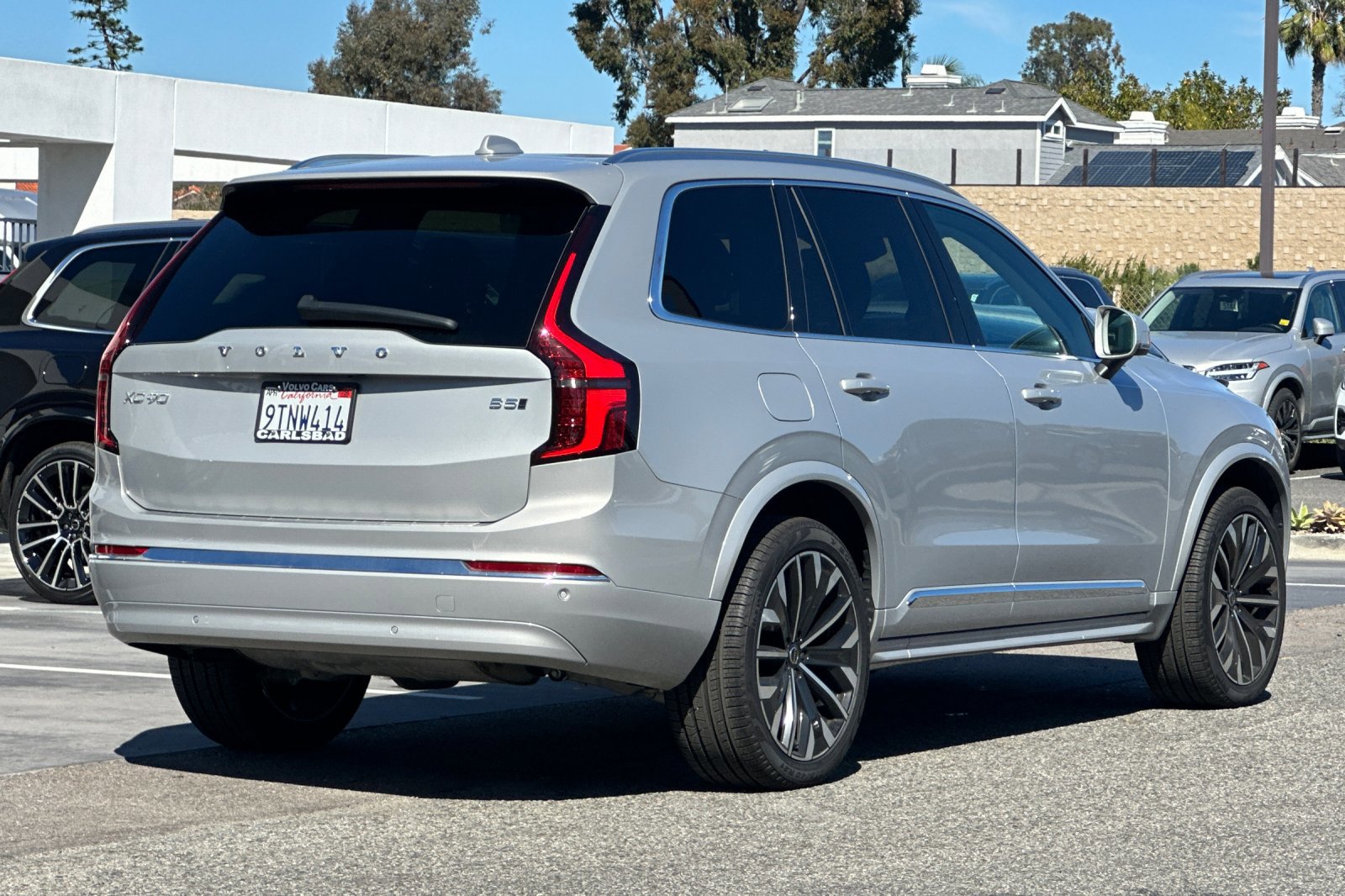 Certified 2025 Volvo XC90 B5 Core w/ Protection Package Premier image 4