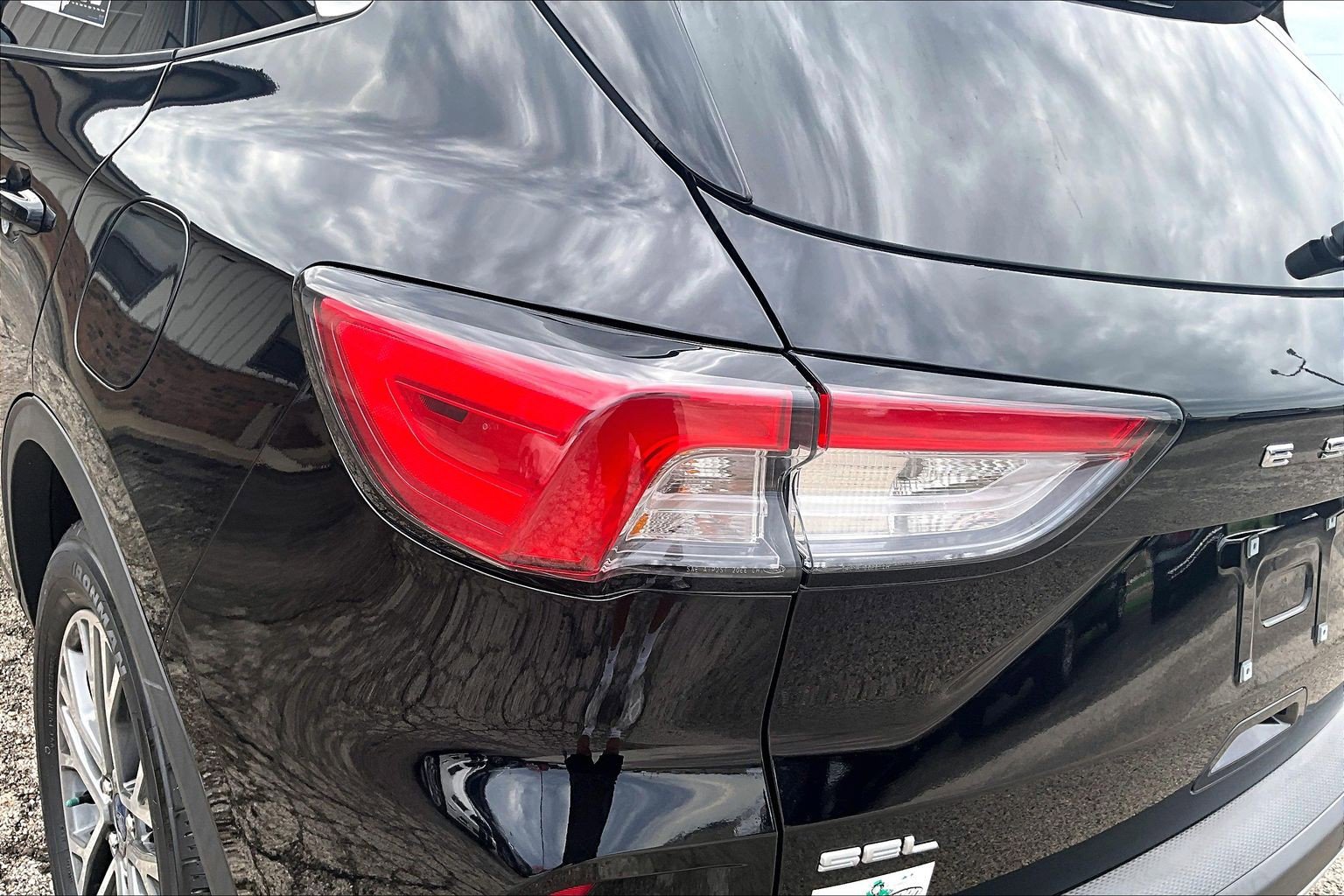 Used 2021 Ford Escape SEL FWD image 28
