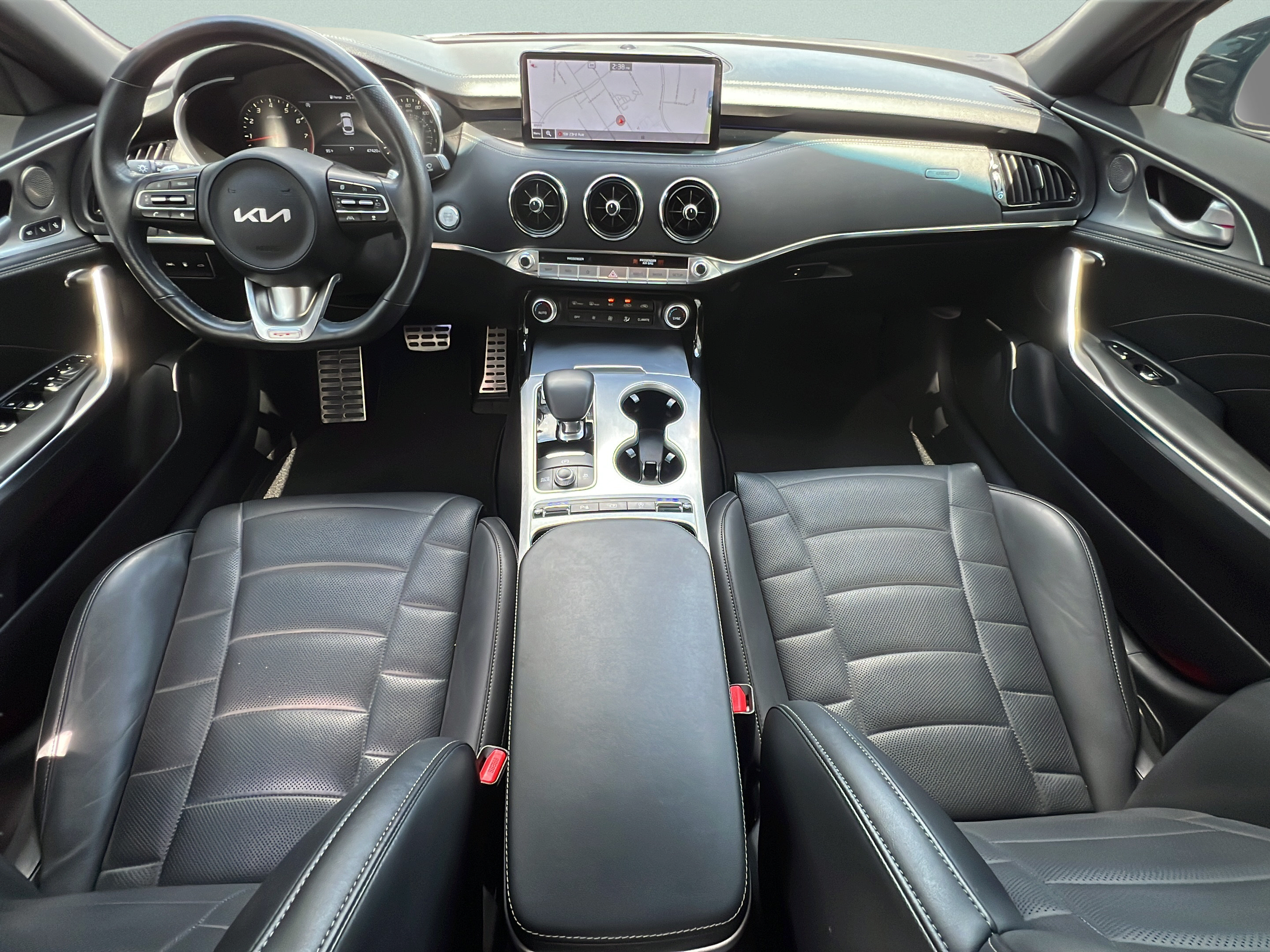Used 2022 Kia Stinger GT2 RWD image 12