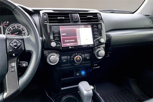 Used 2022 Toyota 4Runner TRD Off-Road Premium image 9
