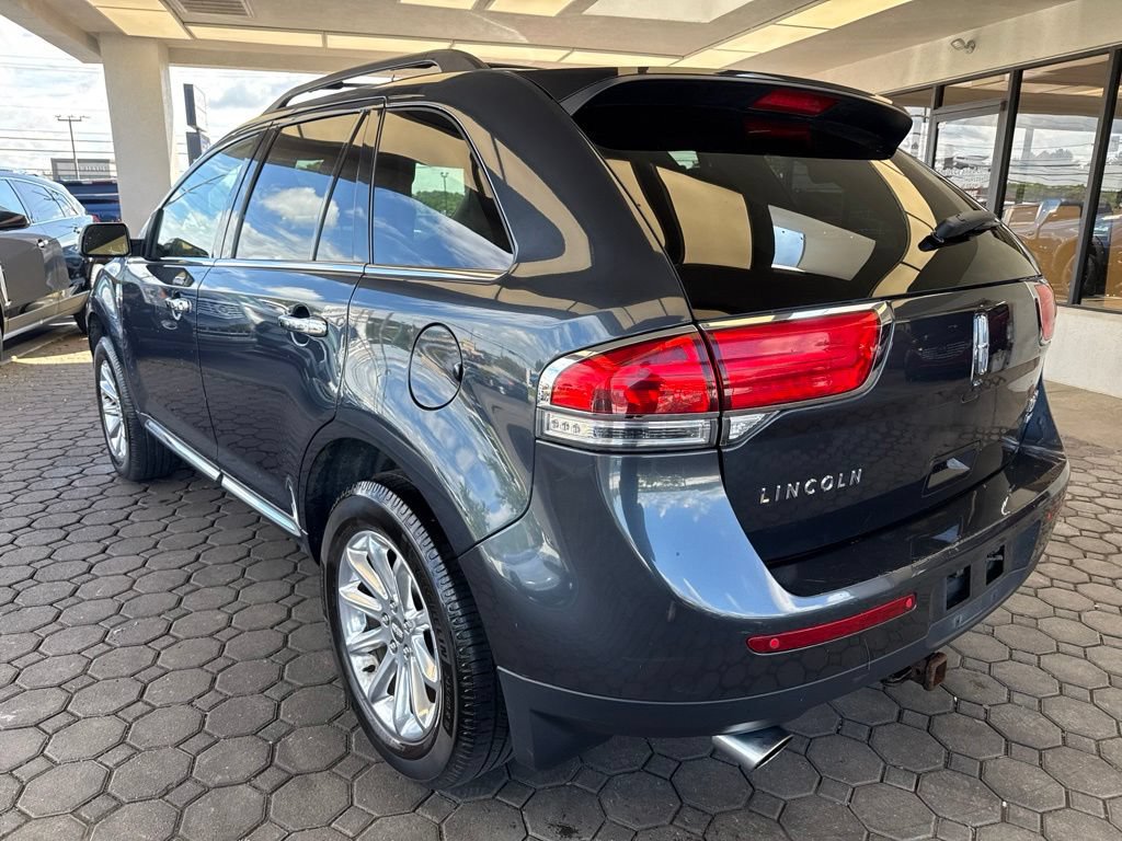 Used 2013 Lincoln MKX AWD image 7