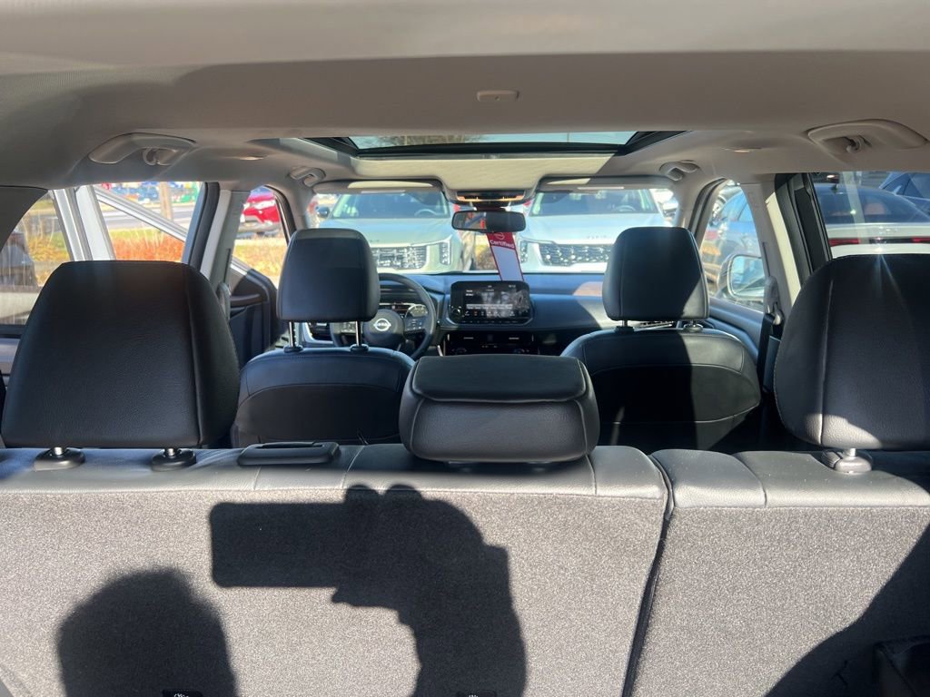 Certified 2023 Nissan Rogue SL w/ SL Premium Package image 13