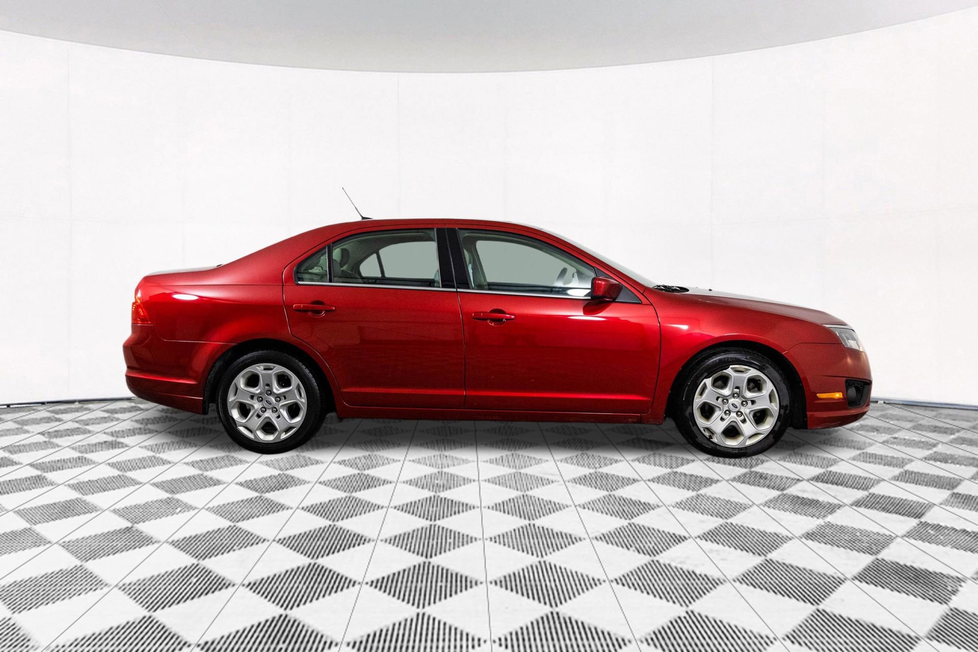 Used 2011 Ford Fusion SE w/ 202A Rapid Spec Order Code image 16