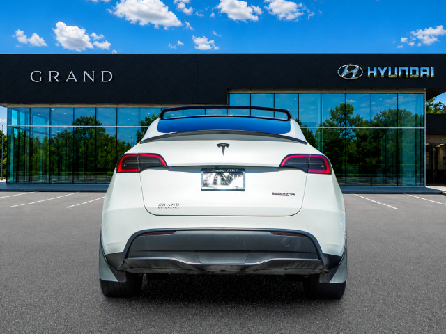 Used 2022 Tesla Model Y Performance AWD/4WD image 5