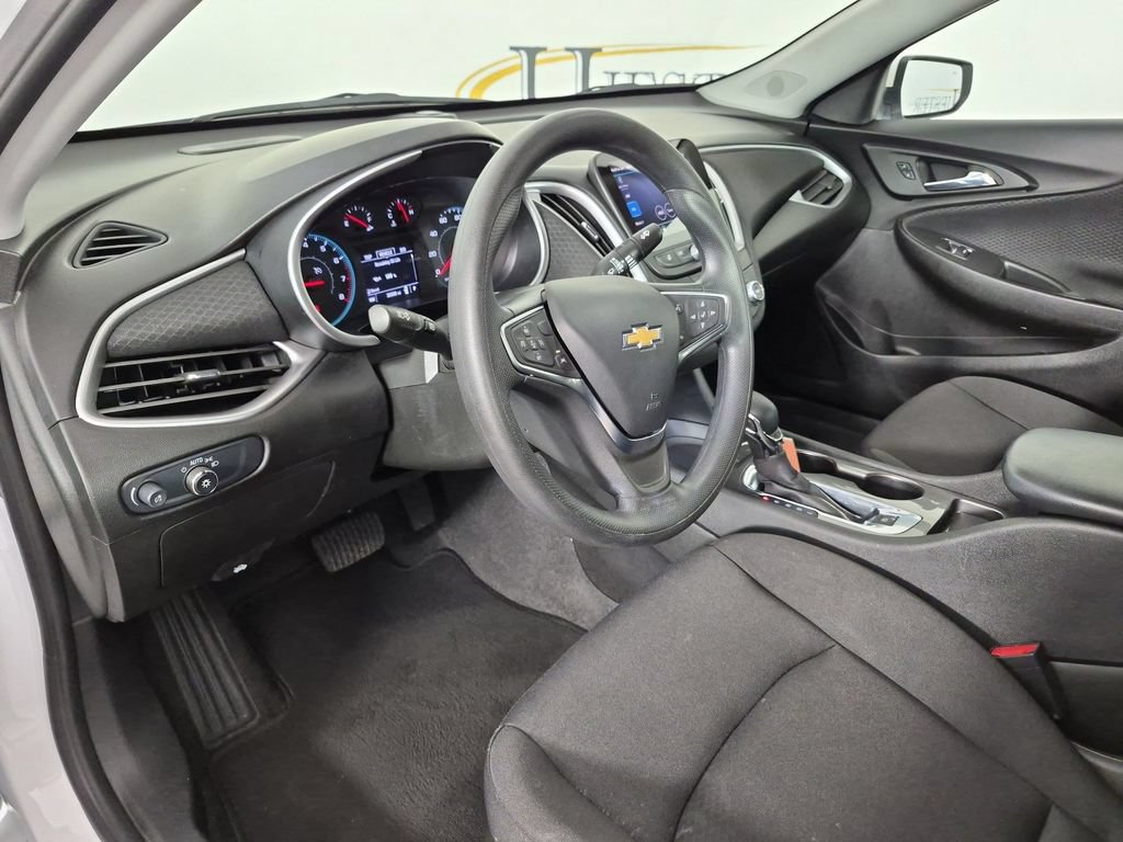 Used 2024 Chevrolet Malibu LS w/ Driver Confidence Package FWD image 17
