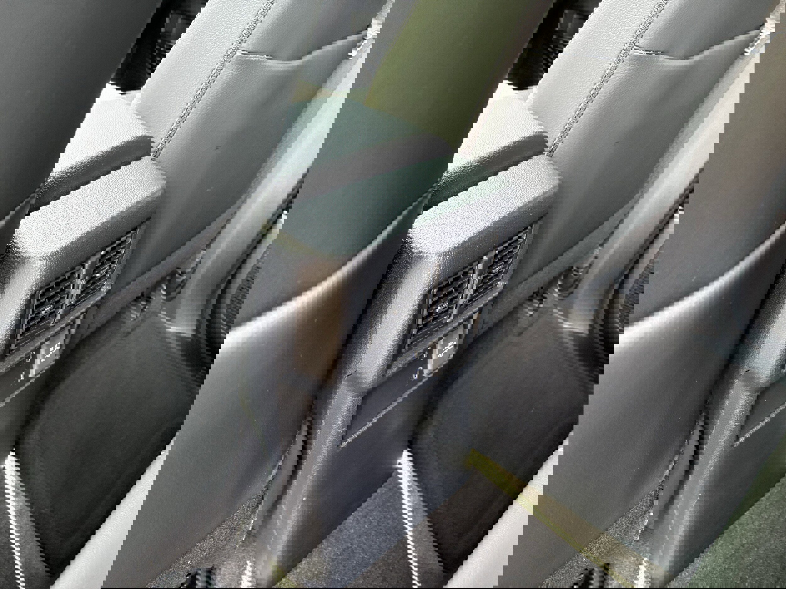 Used 2025 Toyota 4Runner TRD Off-Road Premium image 32