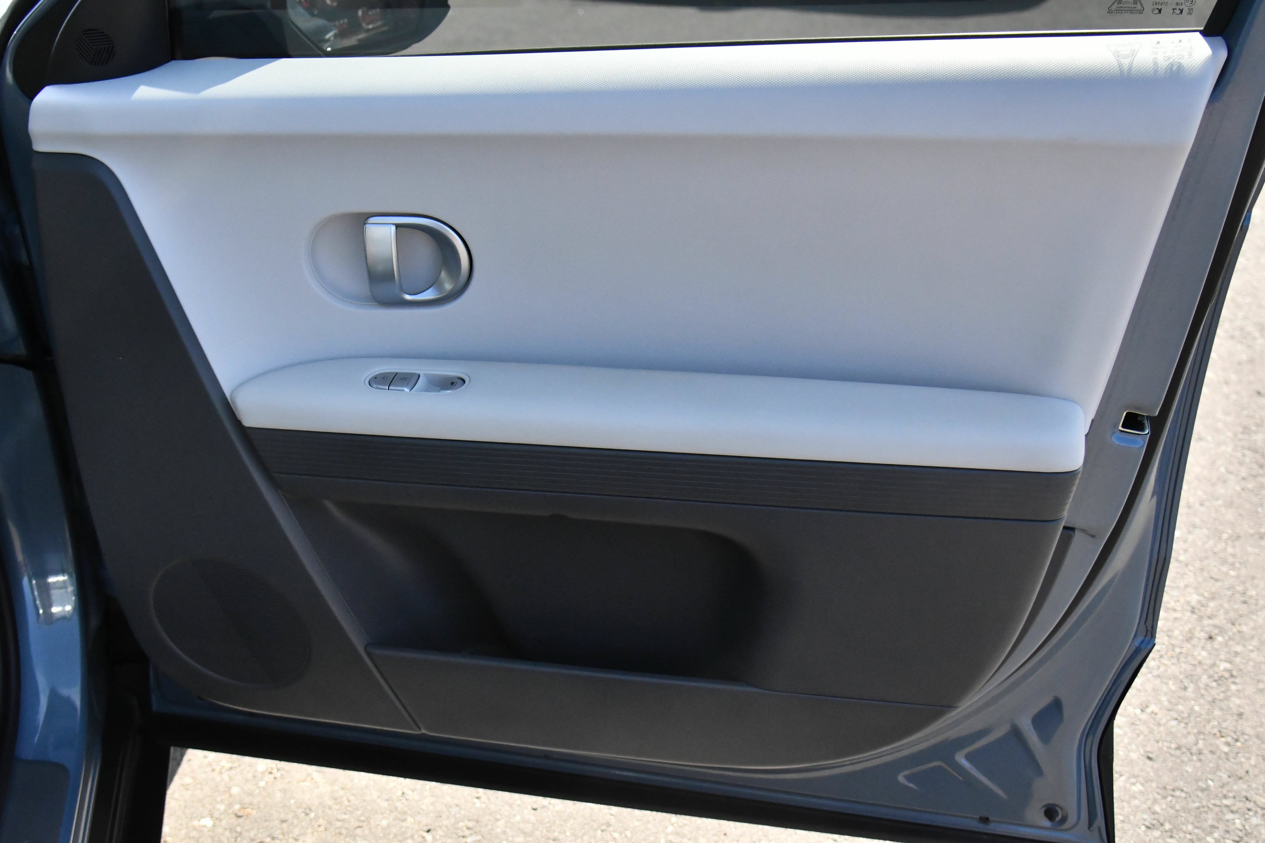 Used 2024 Hyundai Ioniq 5 SE RWD image 44