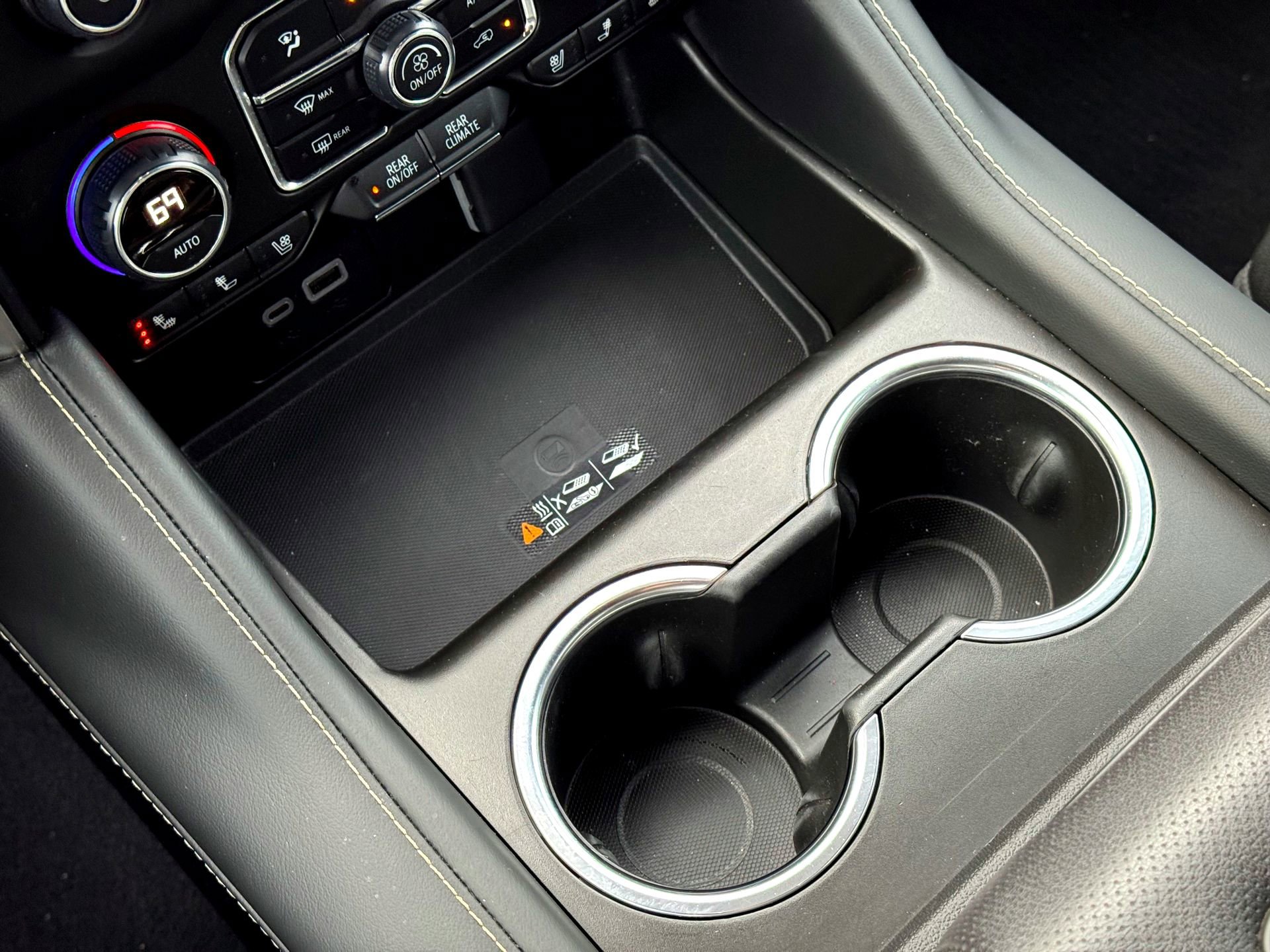 Used 2024 Chevrolet Tahoe Premier w/ Max Trailering Package image 27